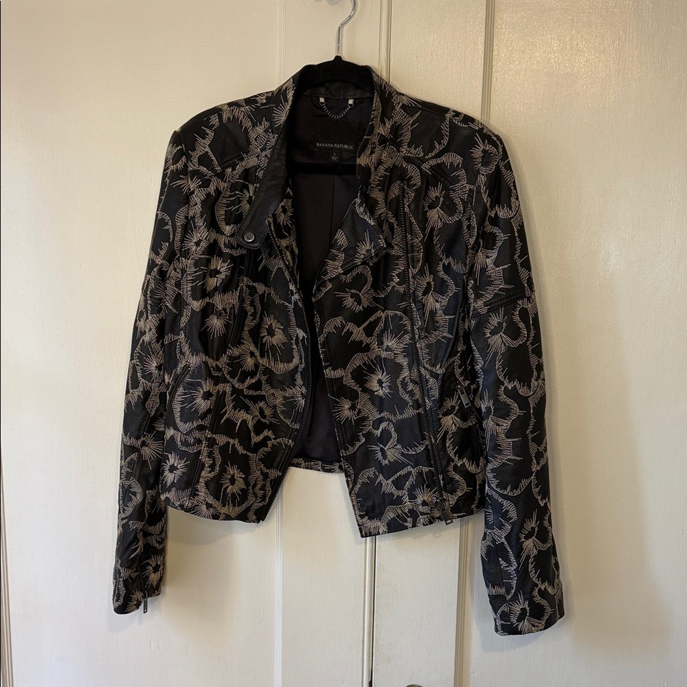 Banana Republic Genuine Lamb Leather Moto Jacket Black Size Large Embroidered